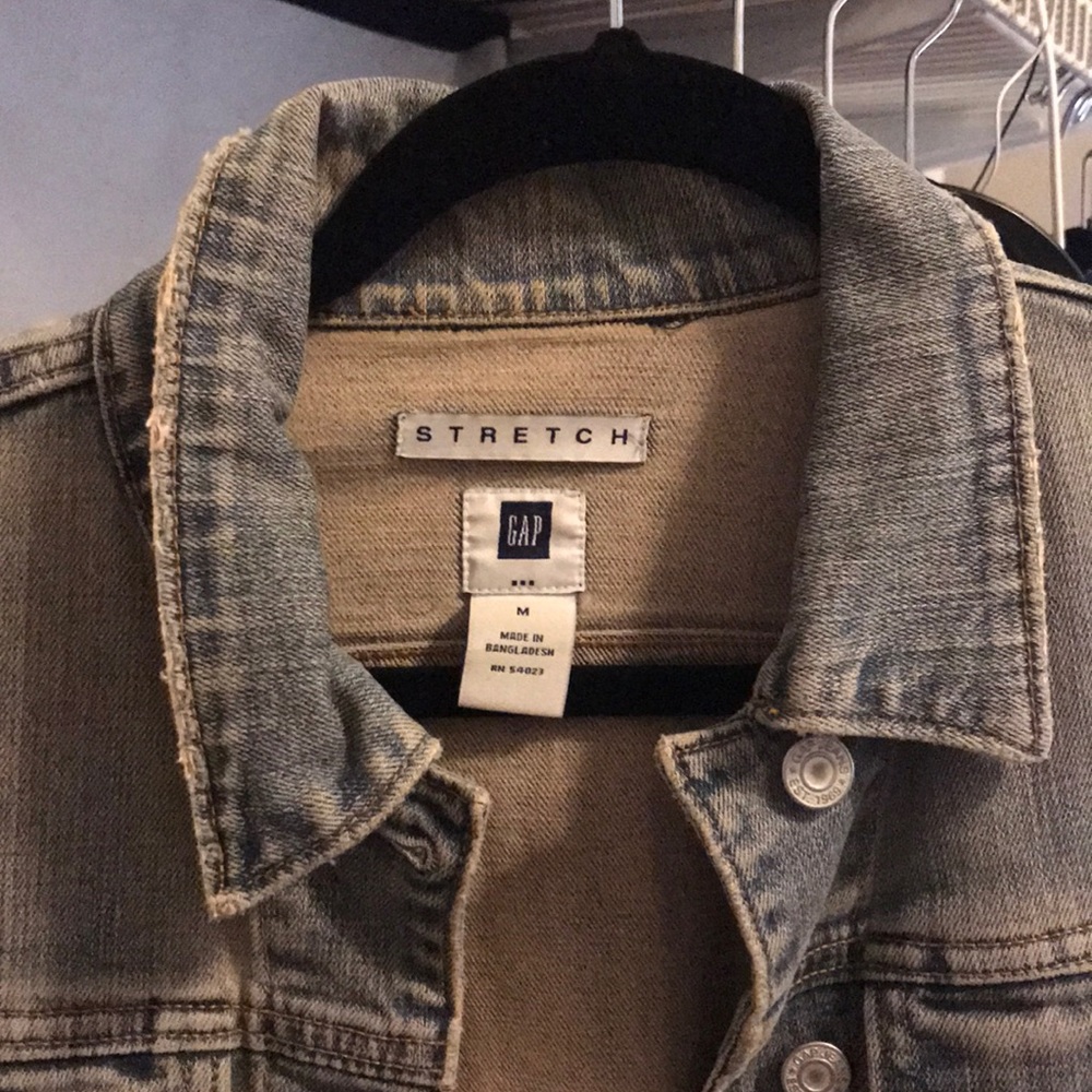 Gap stretch denim jacket size M.